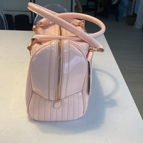 Pretty in pink purse doc bag style - Picture 3 of 5